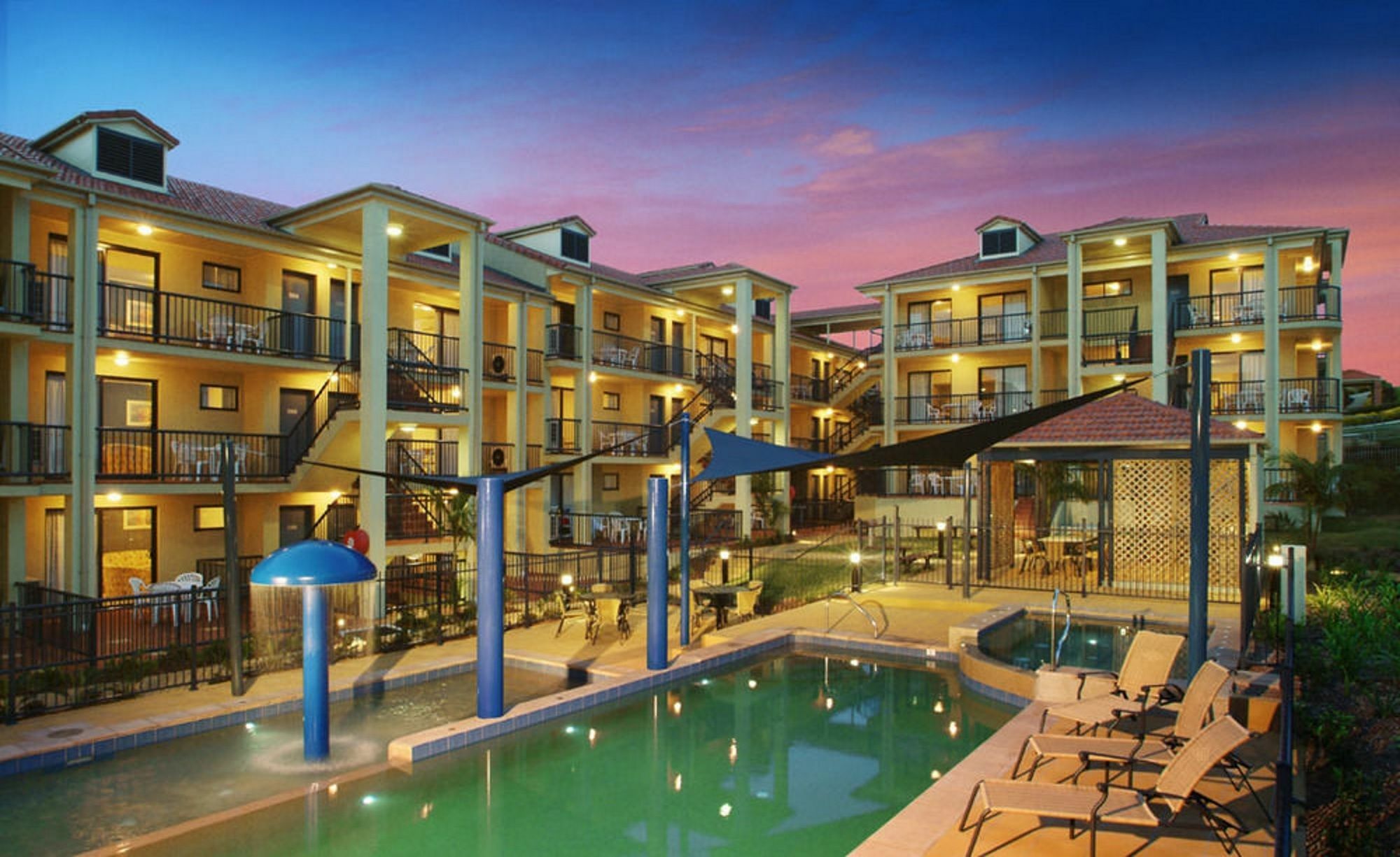 South Pacific Apartments Порт Макари Екстериор снимка