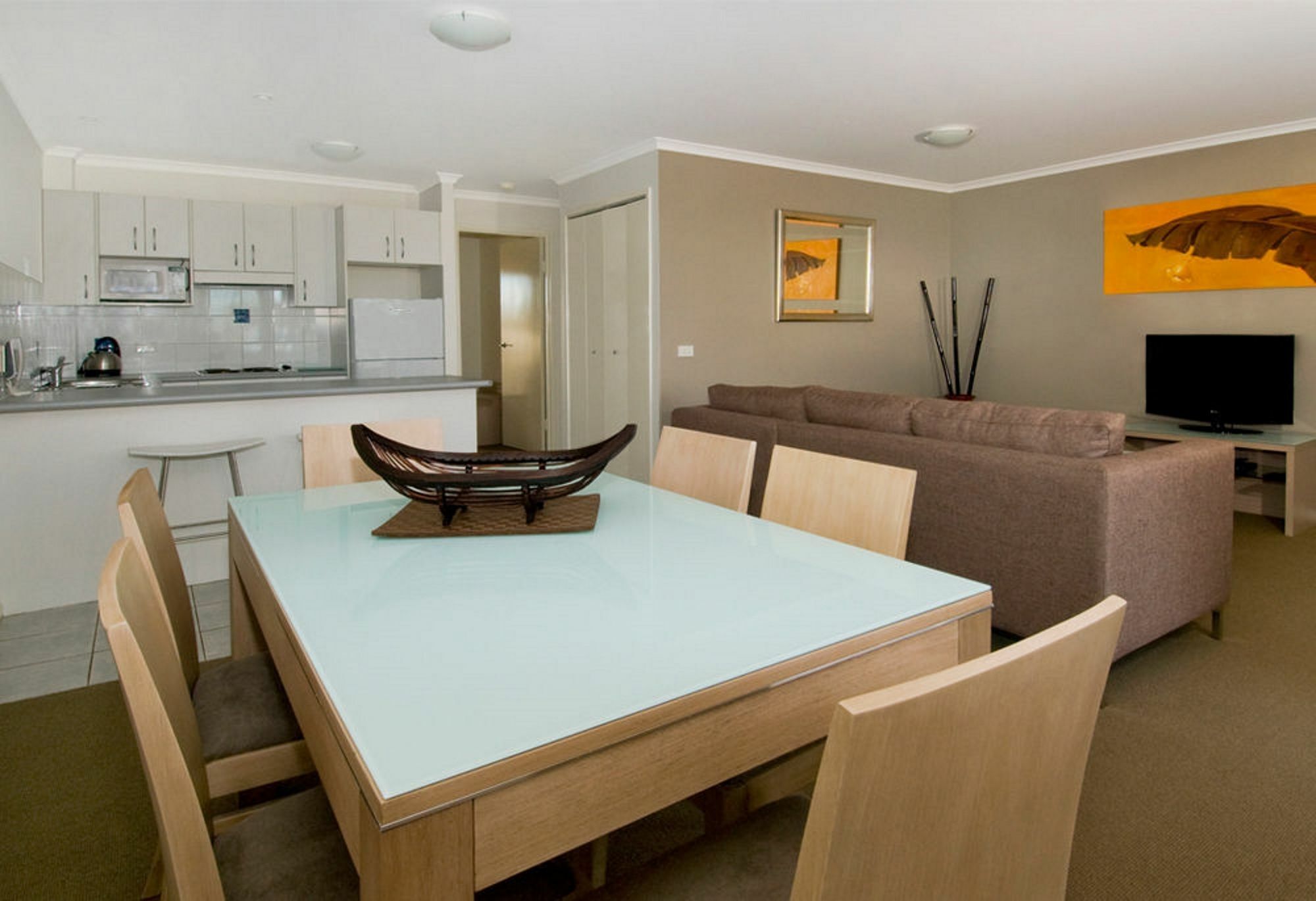 South Pacific Apartments Порт Макари Екстериор снимка